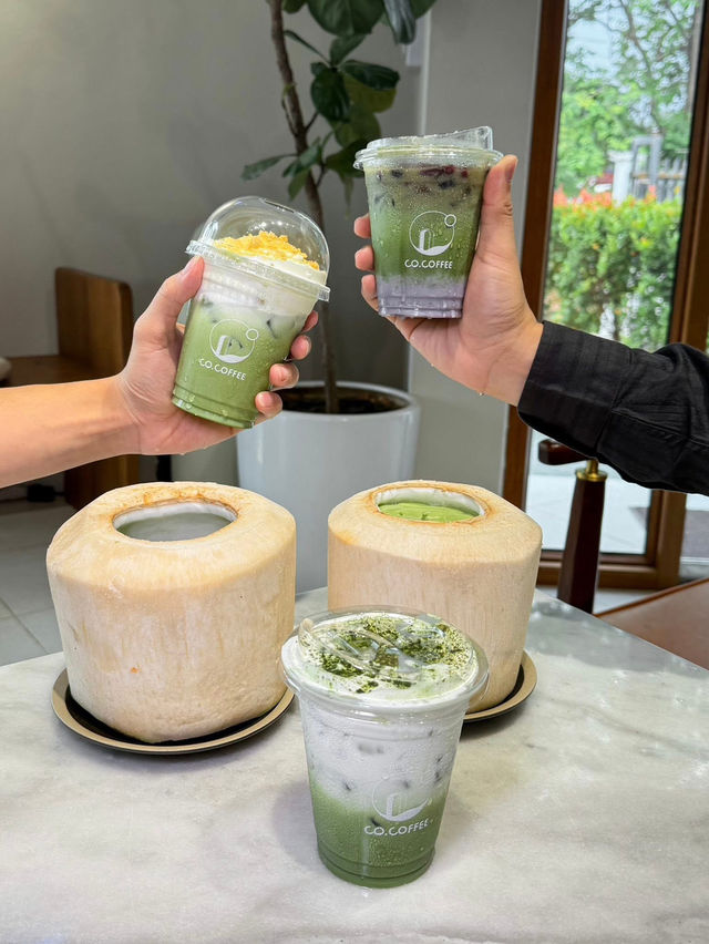 ☕✨ Co Coffee - คาเฟ่เล็กๆ ในเวียงจันทน์ ☕✨