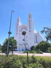 Hello Casablanca: Chaos, Calm, and Color