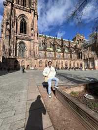 Skyward Majesty – Strasbourg’s Notre-Dame Cathedral Will Leave You Speechless ✨🕍  