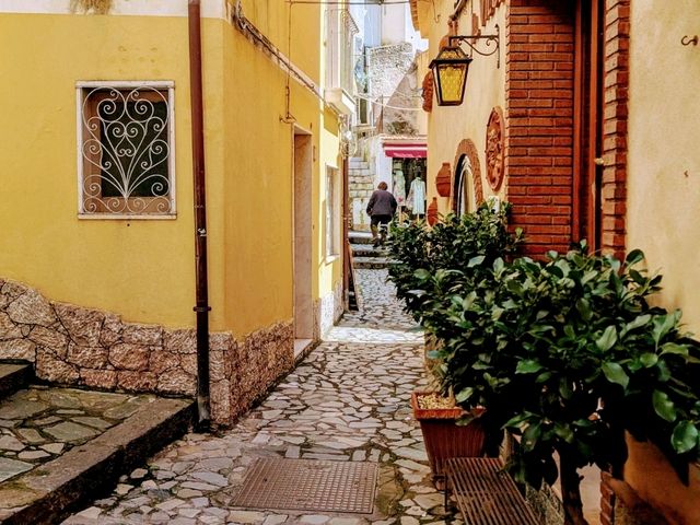 Castelmola - Day Trip for under £100/$100