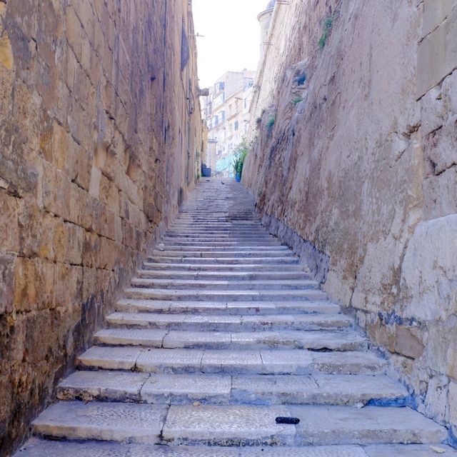 Through the Arches of History – Victoria Gate, Valletta 🇲🇹