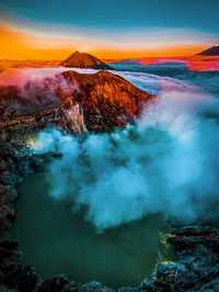 Mount Ijen | Dare to challenge this blue purgatory in Indonesia?