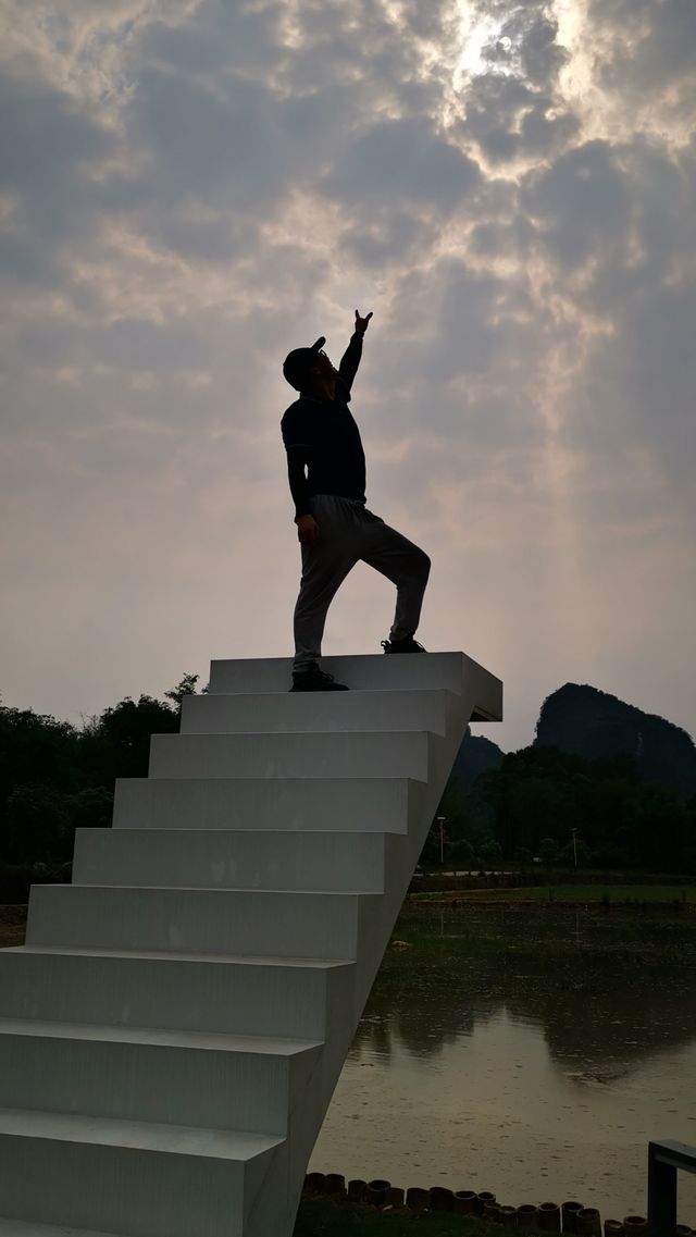 Guangdong's most beautiful karst landform check-in spot, Yingxi Peak Forest travel guide.