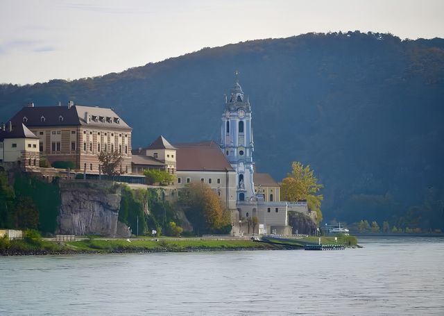 多瑙河上最美的瓦豪河谷