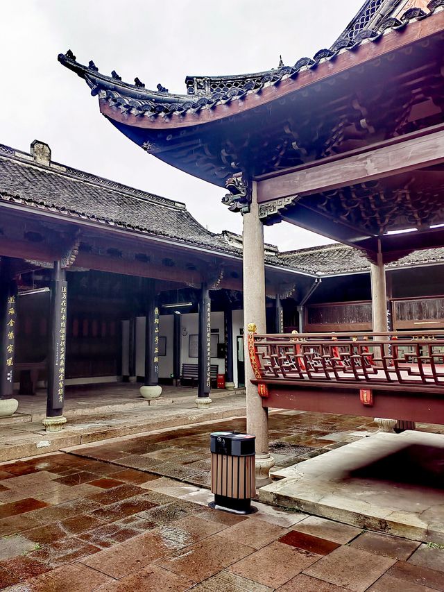 奉化溪口蔣氏宗祠，蔣介石翻修擴建的祠堂