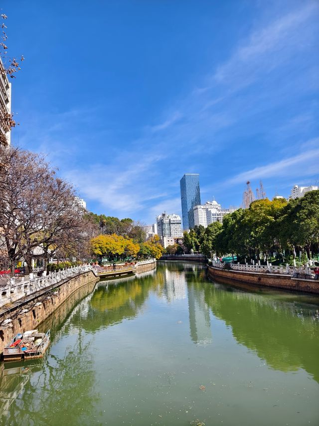 雲南省    昆明市