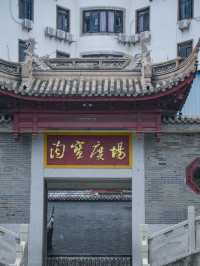 我在深圳拍到了千與千尋，地鐵直達免費古鎮——深圳古玩城