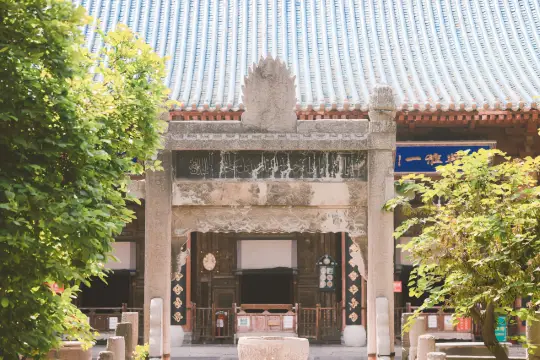 Huajue Lane Mosque | A serene orchid in the bustling city life