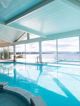 🏨✨ El Calafate's Cozy Retreat: Xelena Hotel & Suites 🌄