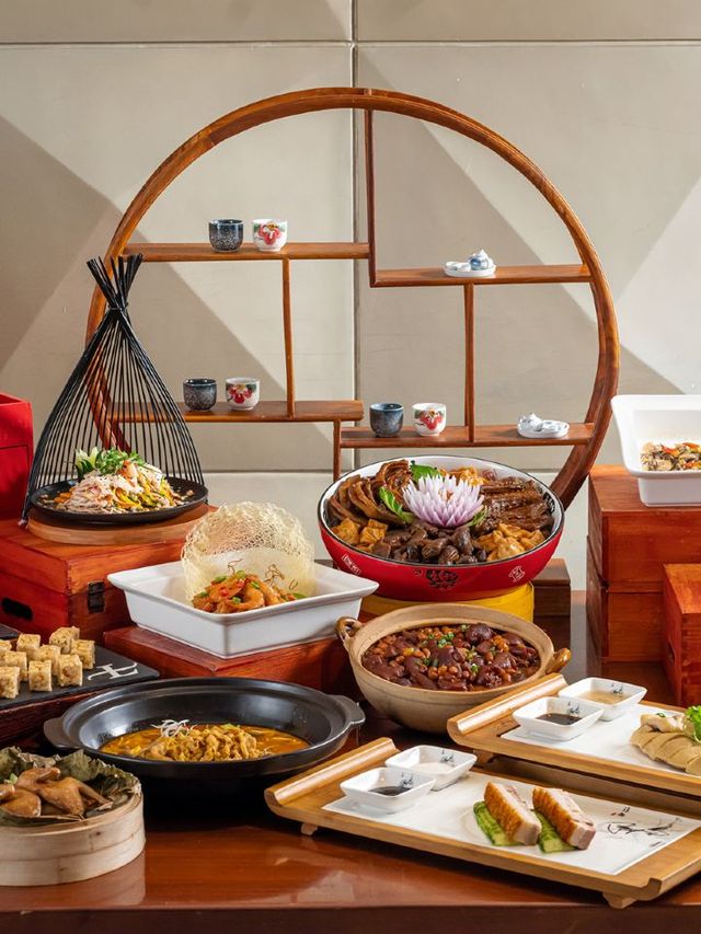 🌟 Guangzhou's Glam: Langham Place's Luxe Experience 🌟