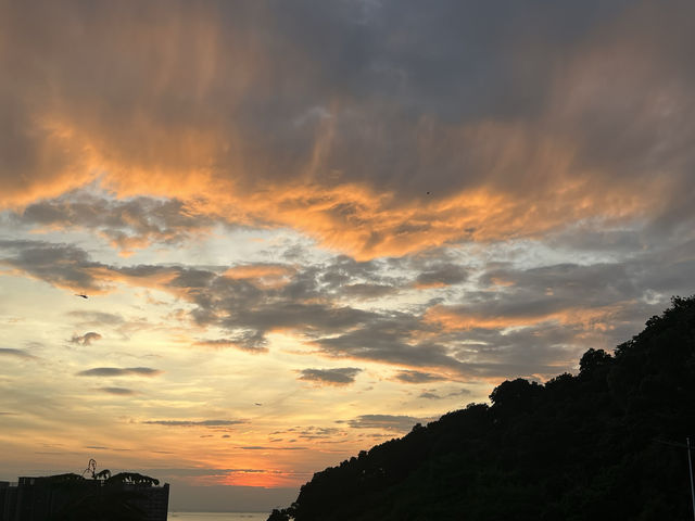 深圳寶安｜半小時就可到山頂看到海邊日落