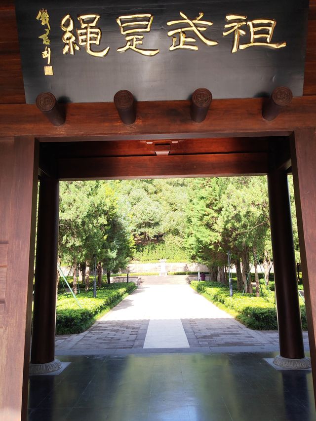 錢王陵墓。