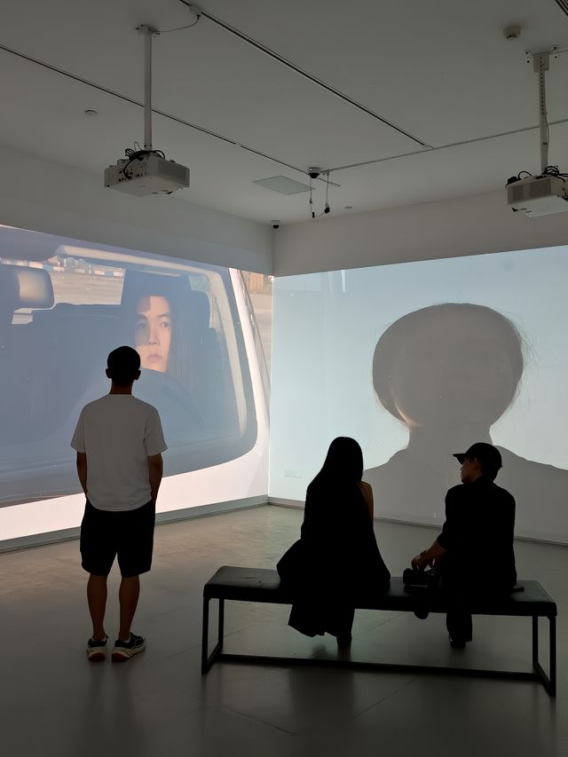 成都看展｜生命有謎團，亂中有答案。。