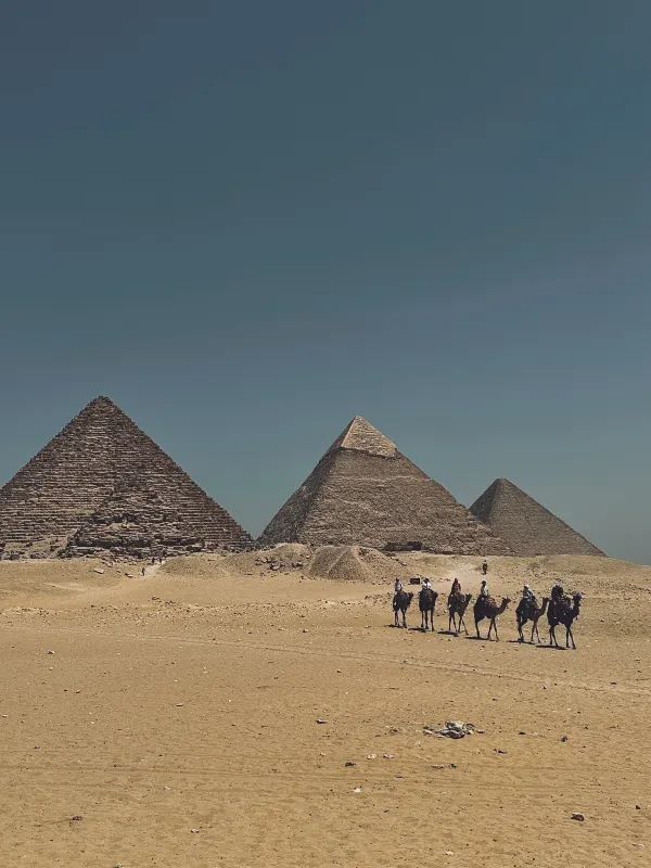 Best Route to Explore the Giza Pyramids 🐫