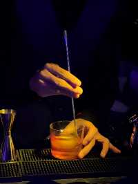 西安還是太超前了!居然在酒吧欣賞到了絕美鋼管舞!