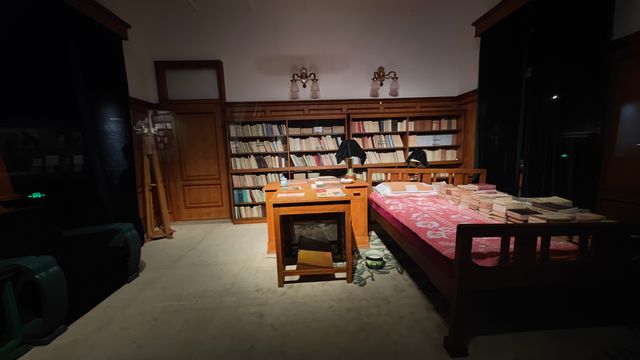 中南海調來6,000件領袖遺物辦展