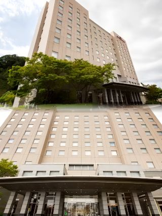 ANA Crowne Plaza Yonago: A Tranquil Oasis in the City Center