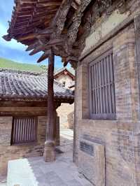 一寺貫六朝——龍門寺