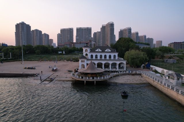 照片中感受綏中藍月沙灘