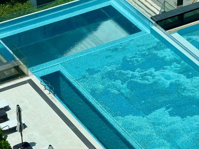 🏊🏻‍♂️深圳高空游向日落！CP值爆錶無邊際泳池Staycation🌇
