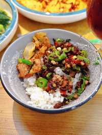 隱藏在巷弄嘅昆明美食｜四方小炒