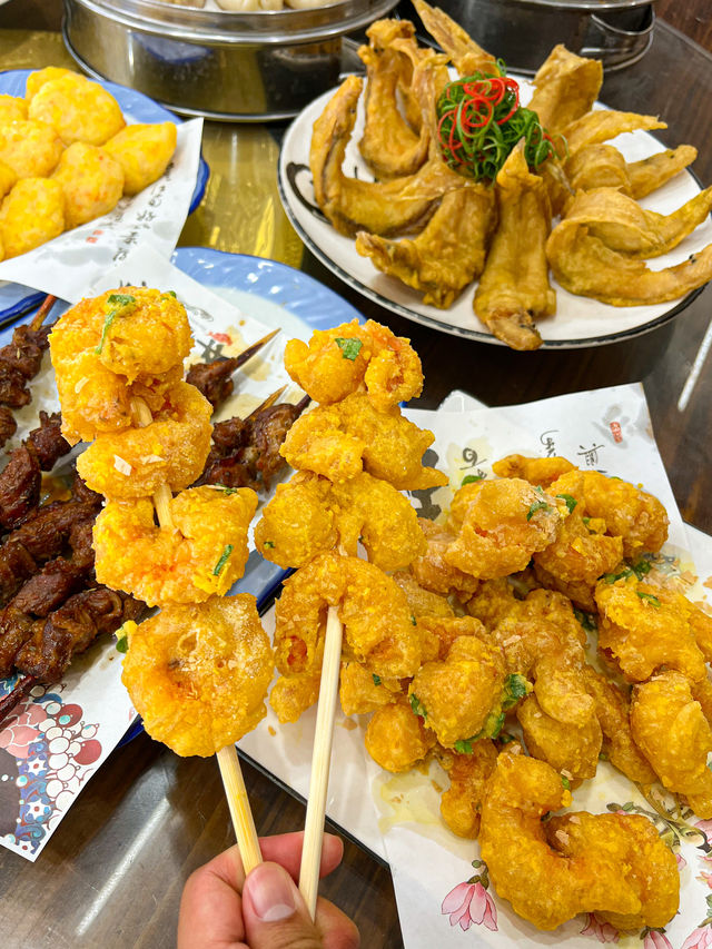 千零蚊帶屋企人喺東戴河食咗一大枱海鮮