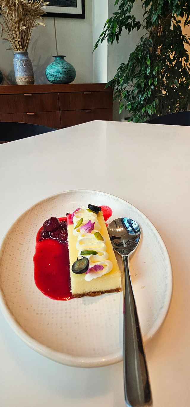 Smooth Reservation and Delightful Experience at Anis Restaurant