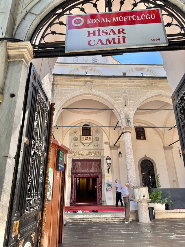 Exploring a Historic Mosque in Kemeraltı