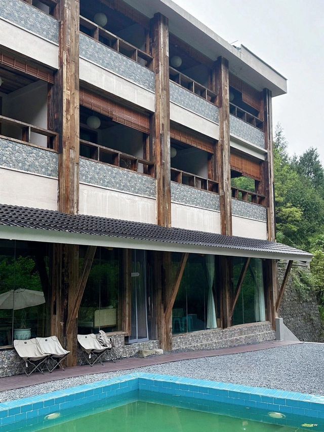 重慶金佛山挖到寶！