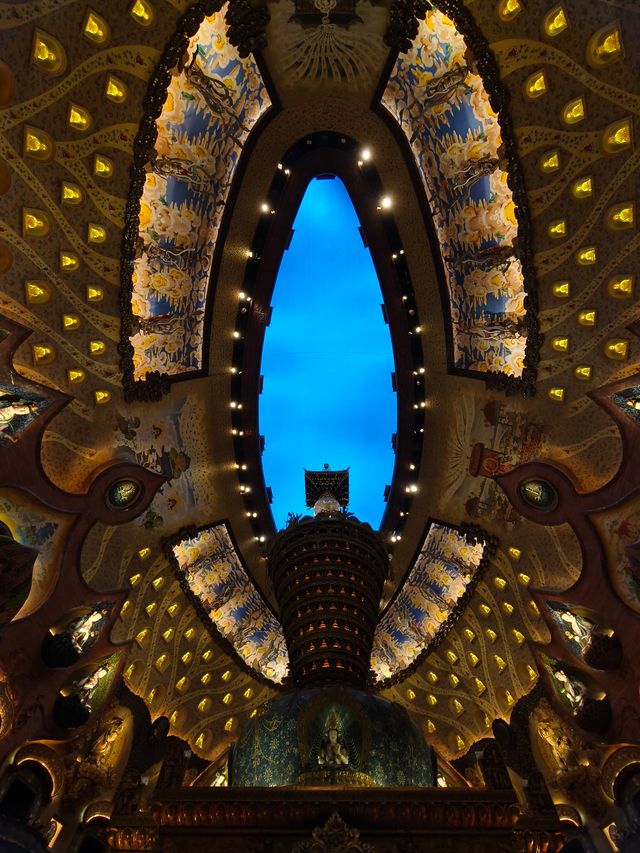 邂逅雙峰奇景與佛光普照之牛首山