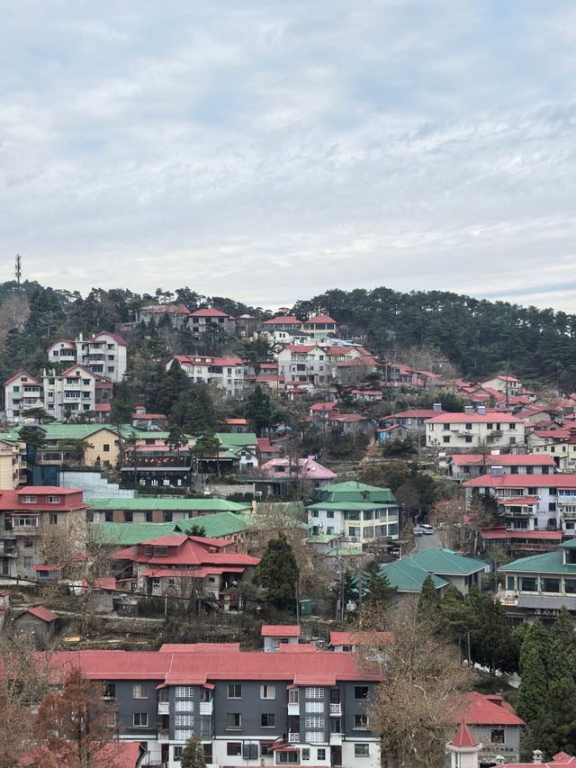 晴天登廬山獨享美景