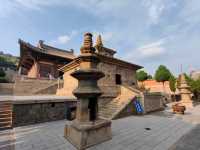 山西長子翠雲山法興寺