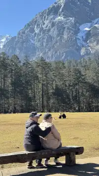 帶70歲父母勇闖玉龍雪山4680!