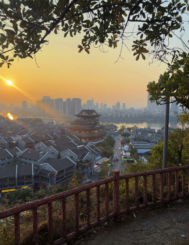 柳州慢遊|住進簡約公寓,邂逅詩意與煙火 這次柳州之旅,被蔓酒店品居公寓的舒適度和城市的美景美食雙 柳州慢遊|住進簡約公寓,邂逅詩意與煙火 這次柳州之旅,被蔓酒店品居公寓的舒適度和城市的美景美食雙