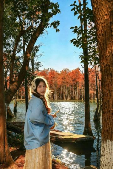 Я люблю этот скрытый от посторонних глаз маленький городок даже больше, чем Сучжоу.