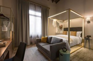 Casona 142 Boutique Hotel: Stay in the "relaxed vibe of a vintage manor," where every corner exudes the tenderness of old times. Who could resist this boutique hotel that "brings a vintage manor