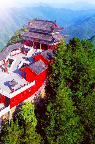 白河庙山寨景区で中国道教文化の歴史的継承を感じる