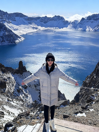 A comprehensive winter travel guide to Changbai Mountain! Complete testimonials of the North and West slopes, plus a guide to avoiding pitfalls. I've explored the North and West slopes of Changbai Mountain in winter, and the South slope is also included.