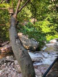 北京湖洞水遊玩攻略 湖洞水坐落於平谷區黃松峪鄉,是一處小眾原生態2A峽谷景區,因谷中有湖、山中有