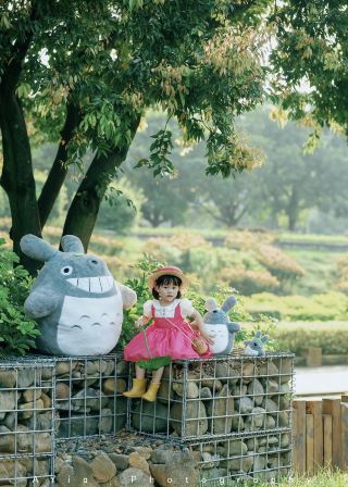 Yichang family travel at its best with Totoro-themed photoshoot + stunning river view all in one place!