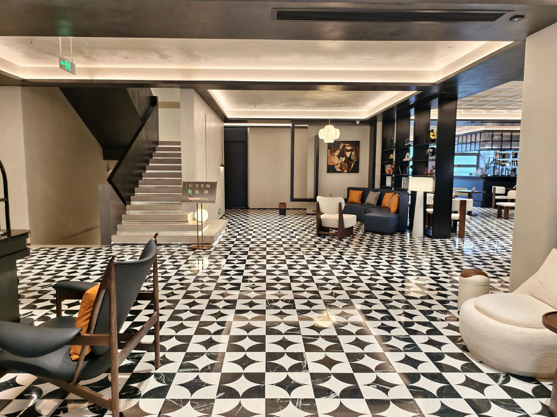 Hotel di Fengjie ini oke banget! Pemandangan sungai + kuliner + akses wisata lengkap!