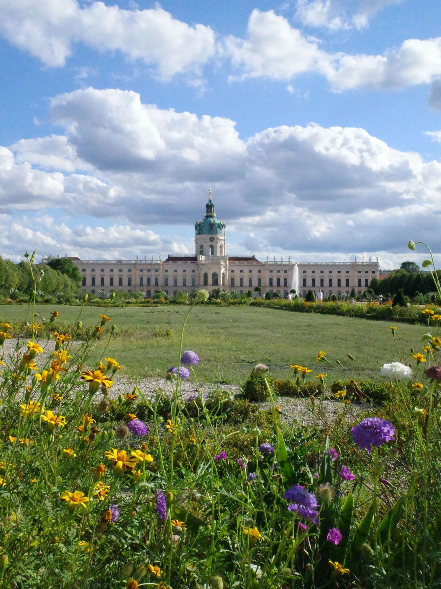 Mid-Autumn 4-Day Germany Trip Guide