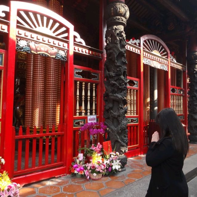 Magnificent Taipei Lungshan Temple