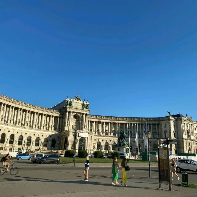 Hofburg cuktural structures