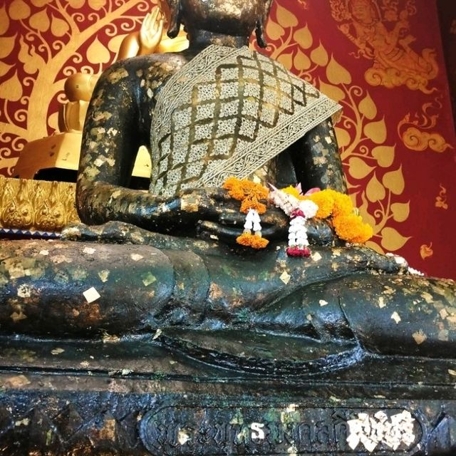 เขาช่องกระจก  วัดธรรมิการาม 