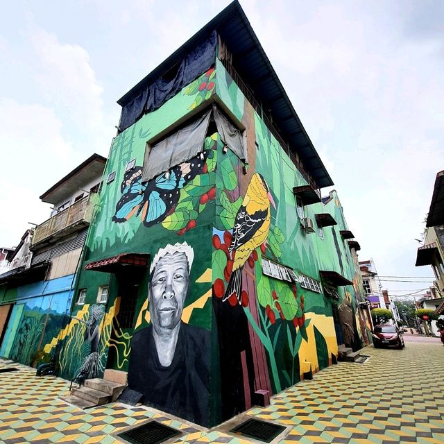 Explore the Art street in KKB