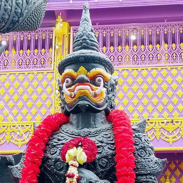 ท้าวเวสสุวรรณวัดบางจากนนทบุรี