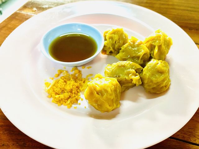 ลิ้มรสเมนูเด็ด ร้านอร่อยระดับตำนาน50ปี