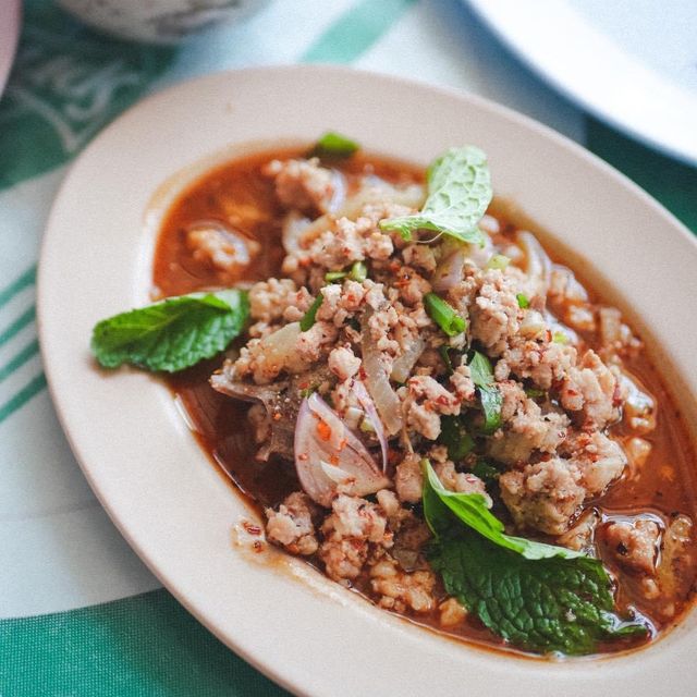 ส้มตำนาคา ภูเก็ต