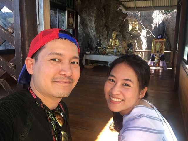 วัดพระบาทปู่ผาแดง ลำปาง